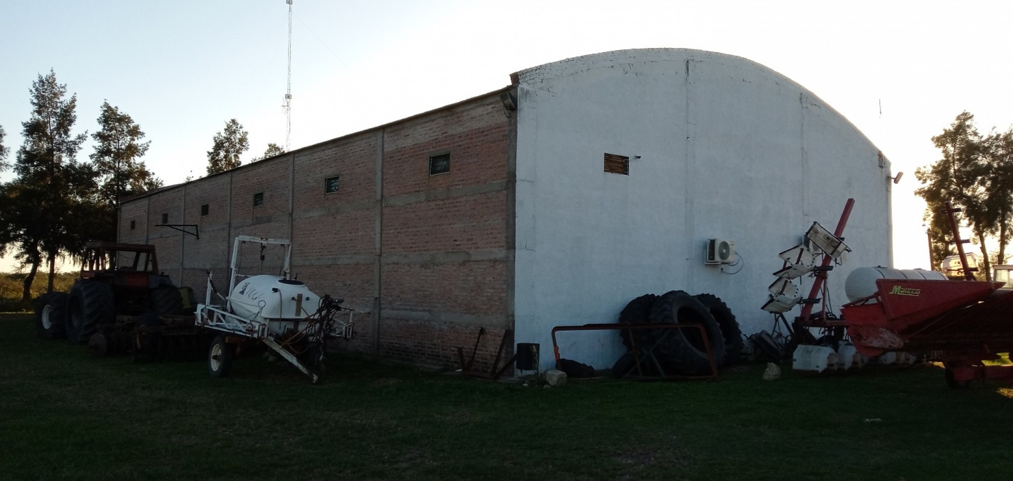 VILLA ANGELA - CHACO - RUTA 95 -KM. 1016 - LOTE DE 9415 M2 CON GALPON DE 450 M2 Y VIVIENDA