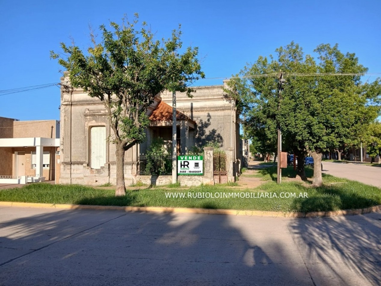 CNIA. ALDAO - VIVIENDA FRENTE A LA PLAZA A RESTAURAR - ESQ. AVDA. BELGRANO y MORENO